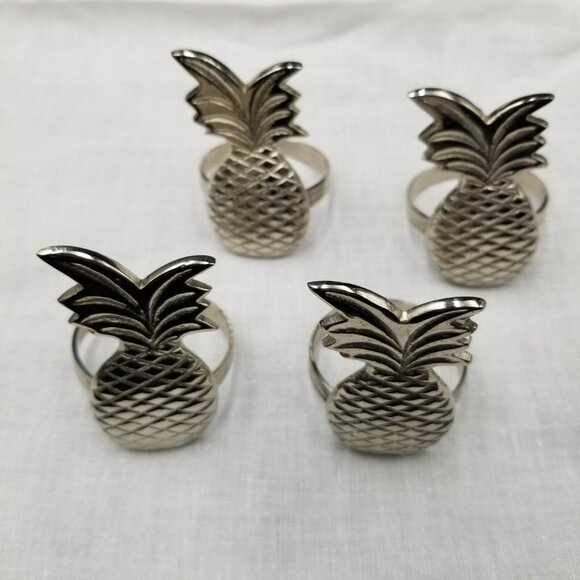 Pineapple Welcome Napkin Rings Silver Set of 4 New Home Housewarming Gift - Picture 4 of 6